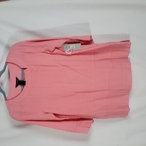 Ali Miles pink textured tunic in a size Small